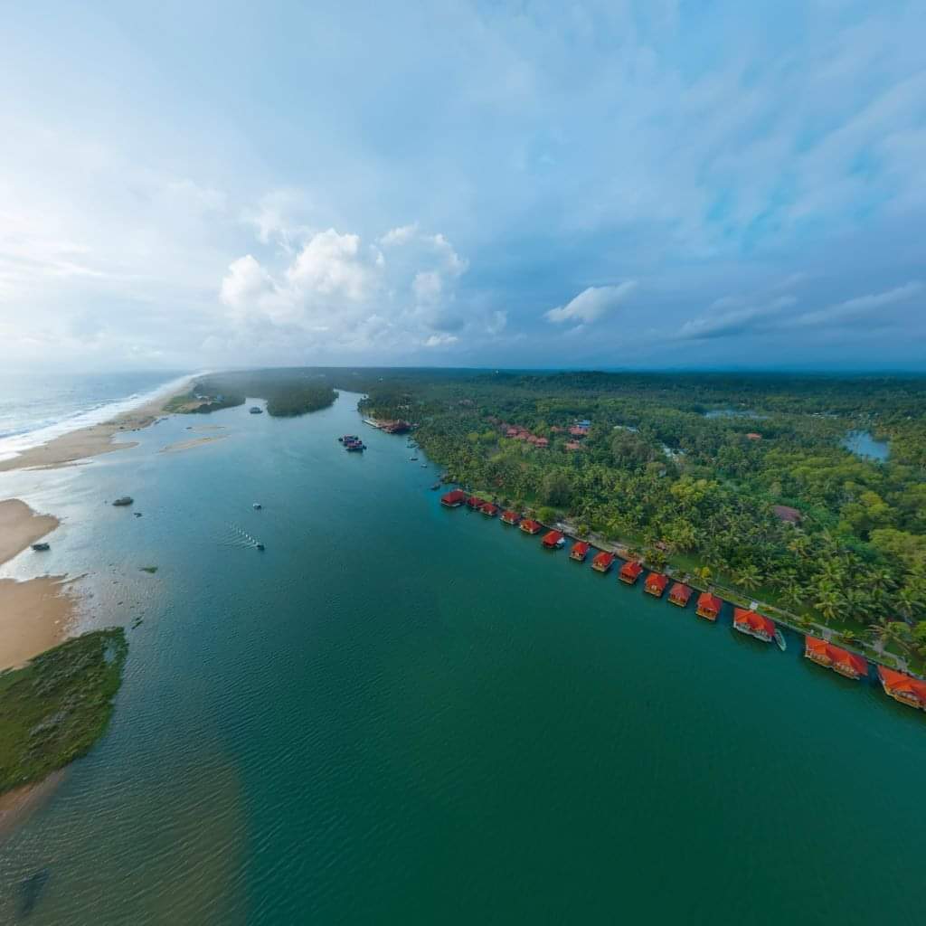 Kerala's Coastal and Hill Retreat